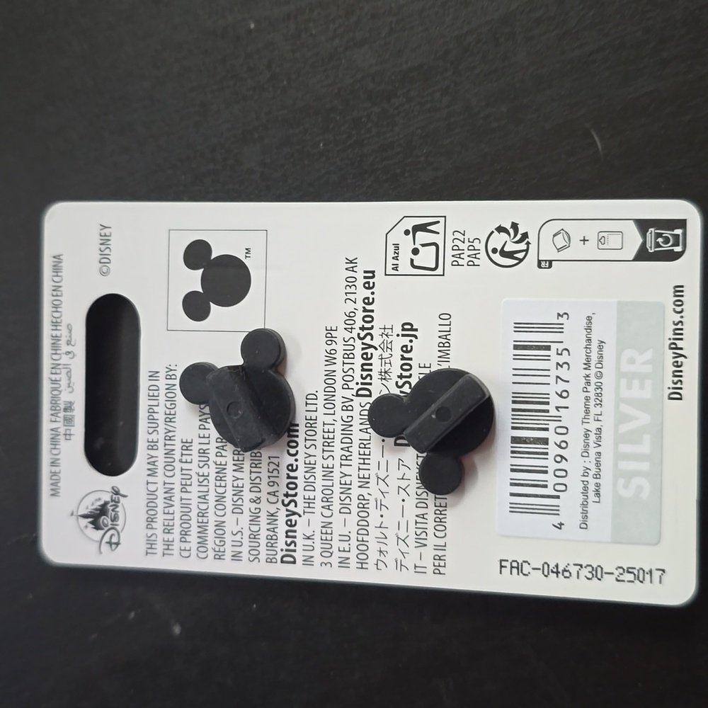 Disney Kermit the Frog Pin - Green and Red - Picture 2 of 2